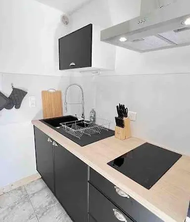 Apartment *petit Cocon Au Coeur Du Village*